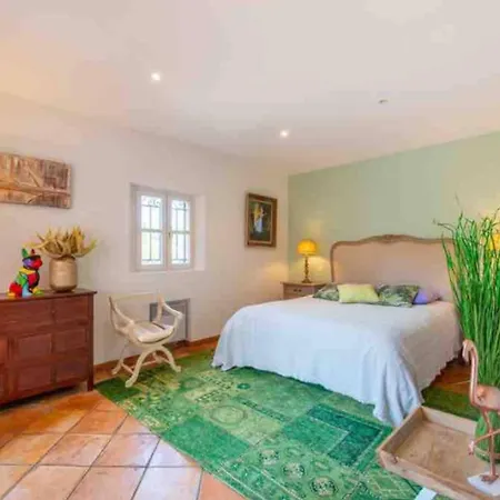 Charming House With Swimming Pool Σπίτι διακοπών