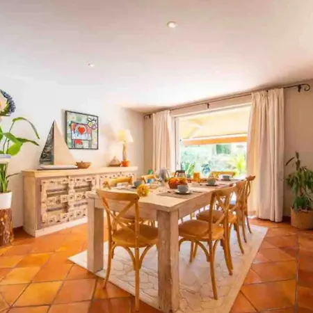 Charming House With Swimming Pool * Sainte-Maxime